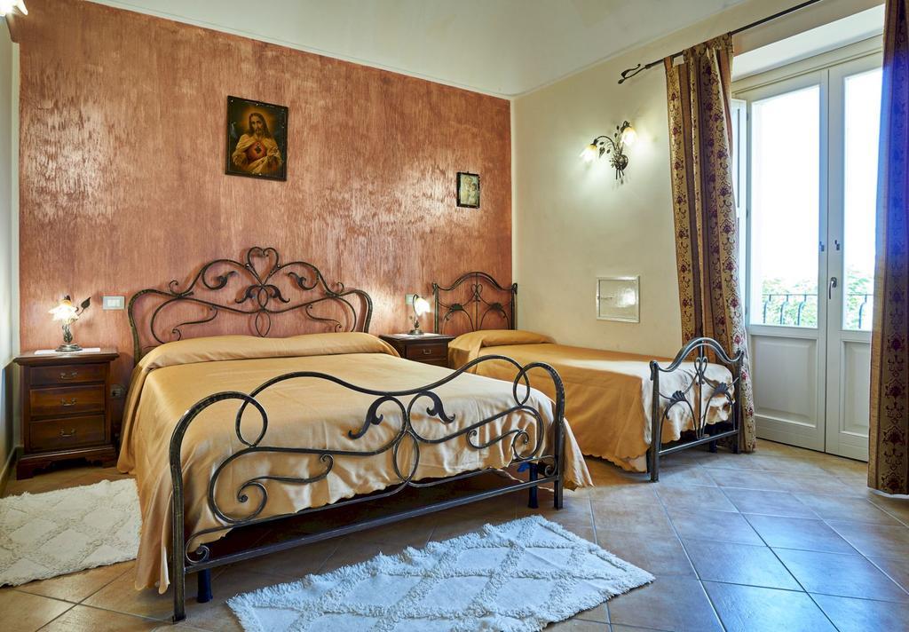 Agriturismo Conte Ruggero Villa Centuripe Kültér fotó