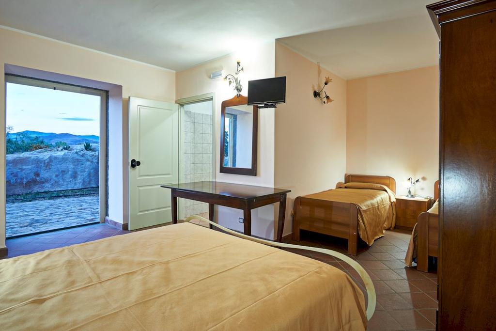 Agriturismo Conte Ruggero Villa Centuripe Kültér fotó