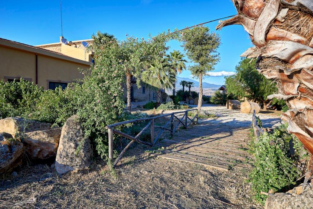 Agriturismo Conte Ruggero Villa Centuripe Kültér fotó